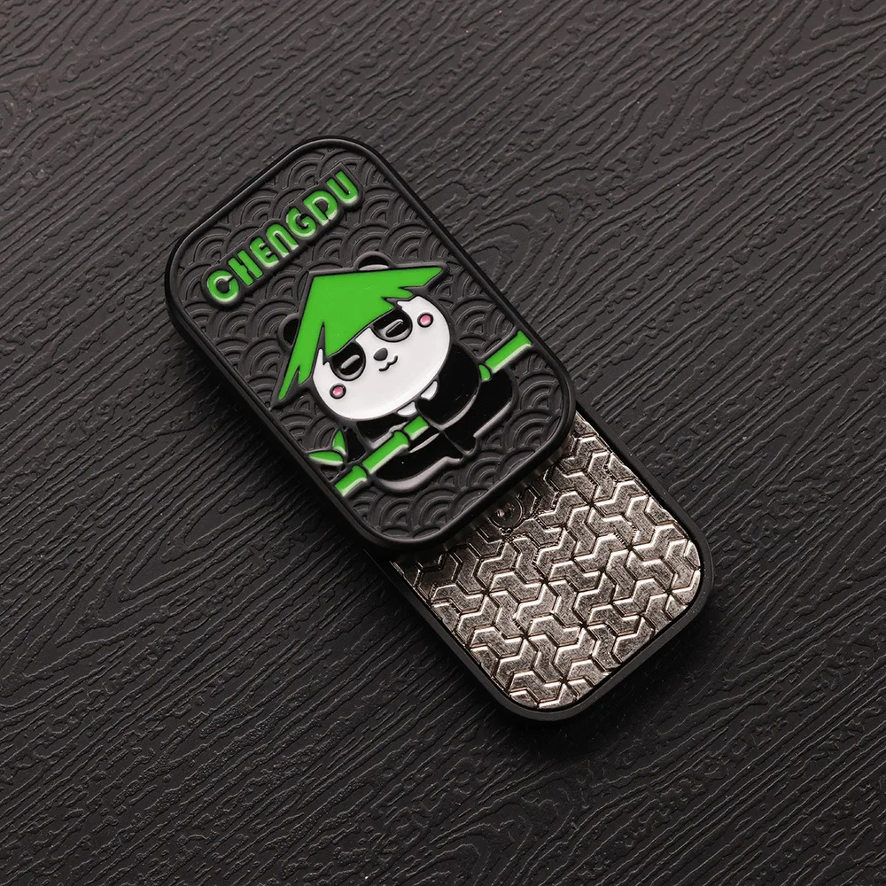 الكونغ فو الباندا المغناطيسي دفع بطاقة دفع لوحة الميكانيكية المنزلق اللمس عملة EDC تململ صغير الإجهاد تقليل اللعب Antistresse