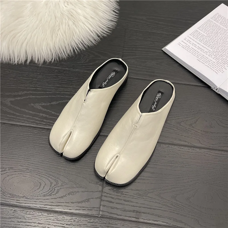 

Brand Designer Split Toe Slippers Women Round Toe Shallow Mouth Outdoor Flats Casual Cozy Tabi Ninja Ladies Shoes