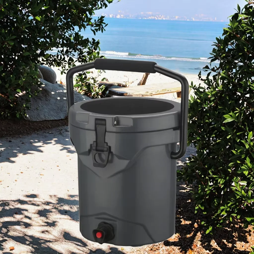 High Quality Modern Mini Cylinder Cooler Bucket for Food Use Camping Picnics Insulated Backpack Competitive Price Made LLDPE