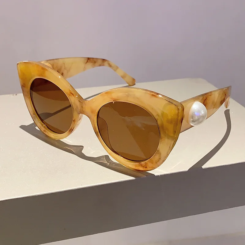 Fashion Vintage Oversized Cat Eye Sunglasses Women For Female Sun Glasses Punk Shades Luxury Brand Designer Sexy Lady Eyeglasses