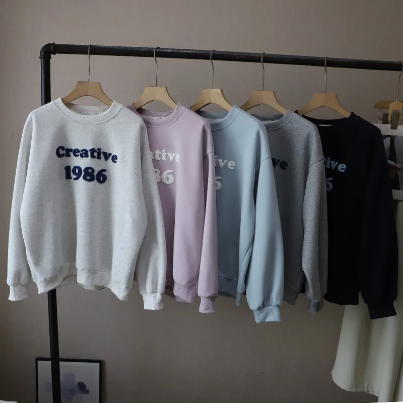Sudadera informal versátil con Bordado de letras para mujer, Top redondo holgado Ne, recién llegado, Material de terciopelo Thi 2025
