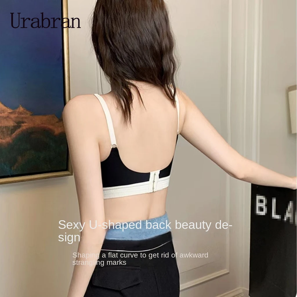 UBAU Europe and  Korea body without traces of flared underwear small breasts gathered to show large soft support leisure sports