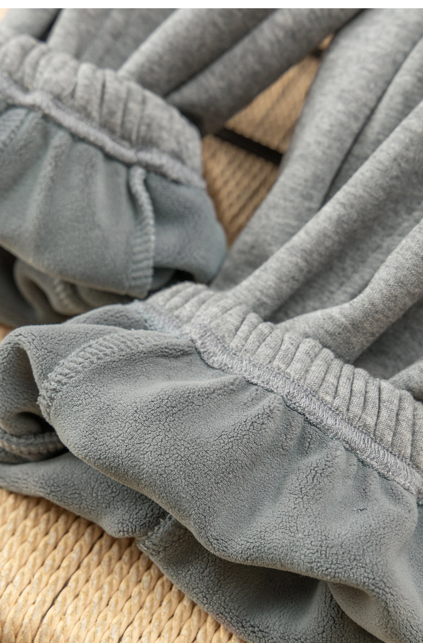 السراويل الخريف والشتاء مرونة الخصر المخملية مايكرو مخروط طماق Sweatpants النساء 61E4 بنطلونات Mujer Verano 2025