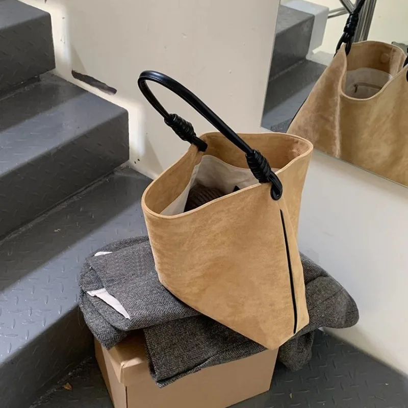 

Винтажная большая сумка для женщин. Сумка-мешок через плечо для женщин. Сумки на плечо. Дизайнерские сумки большой вместимости. Кошелек и сумки.