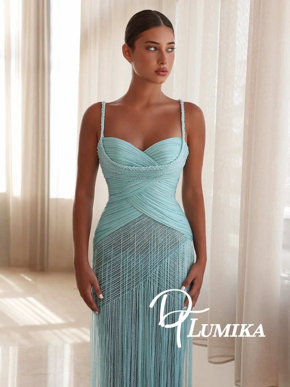 

DTLumika New Arrival Richly Blue Tassel Evening Dress Chic Ruched Sparkling Straight Customized Prom Gown Modern Thin Straps