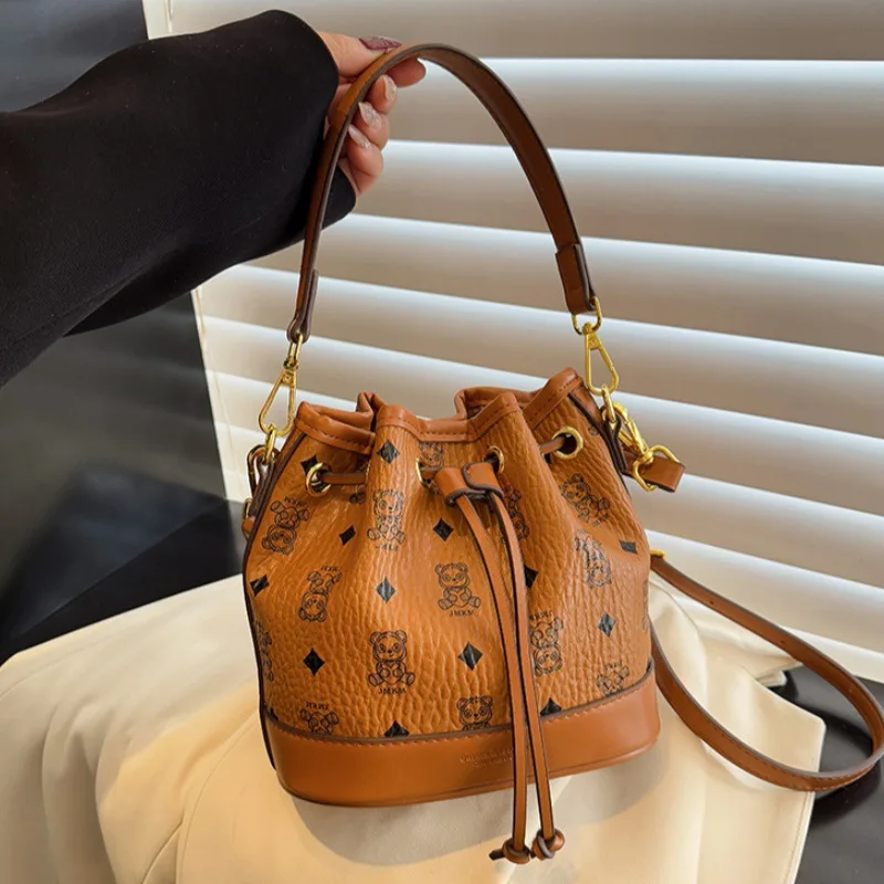 Fashion bucket bag printed light luxury drawstring shoulder bag high sense versatile commuter messenger bag underarm