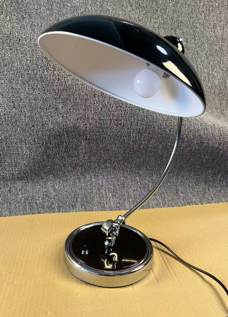Danish Bauhaus Student Eye-protecting Reading Bedroom and Study Nordic Simple and Light Luxury Internet-famous Ins Bedside Lamp
