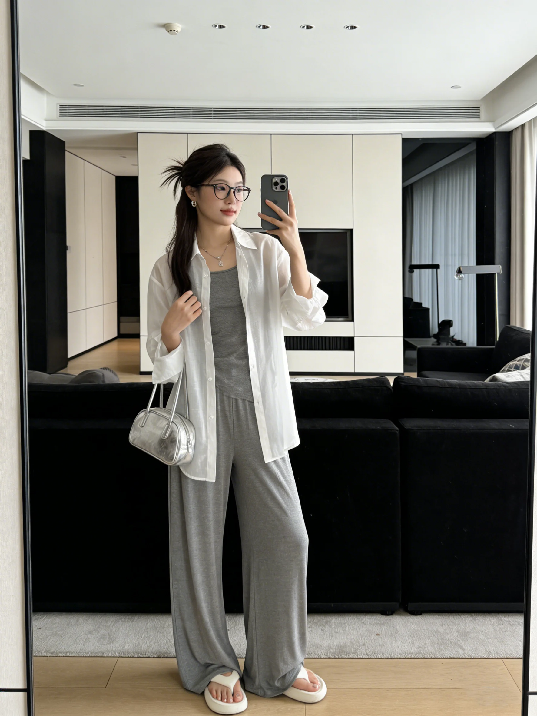 

Повседневный модный комплект из трех предметов: кардиган с длинными рукавами, защита от солнца, брюки с высокой талией и широкими штанинами, дышащие, универсальный крой.