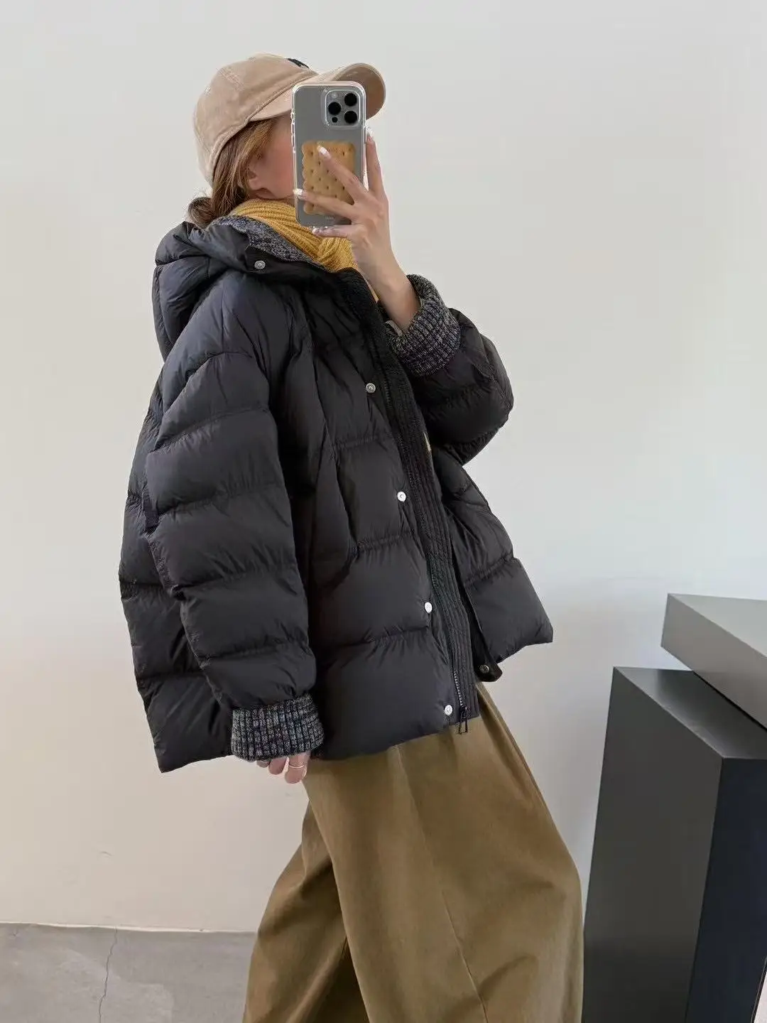 XF5818 Autunno/Inverno 25 delle nuove donne lavorato a maglia piumino di giunzione 90 piumino d'anatra bianco medio lungo con cappuccio caldo cappotto di moda