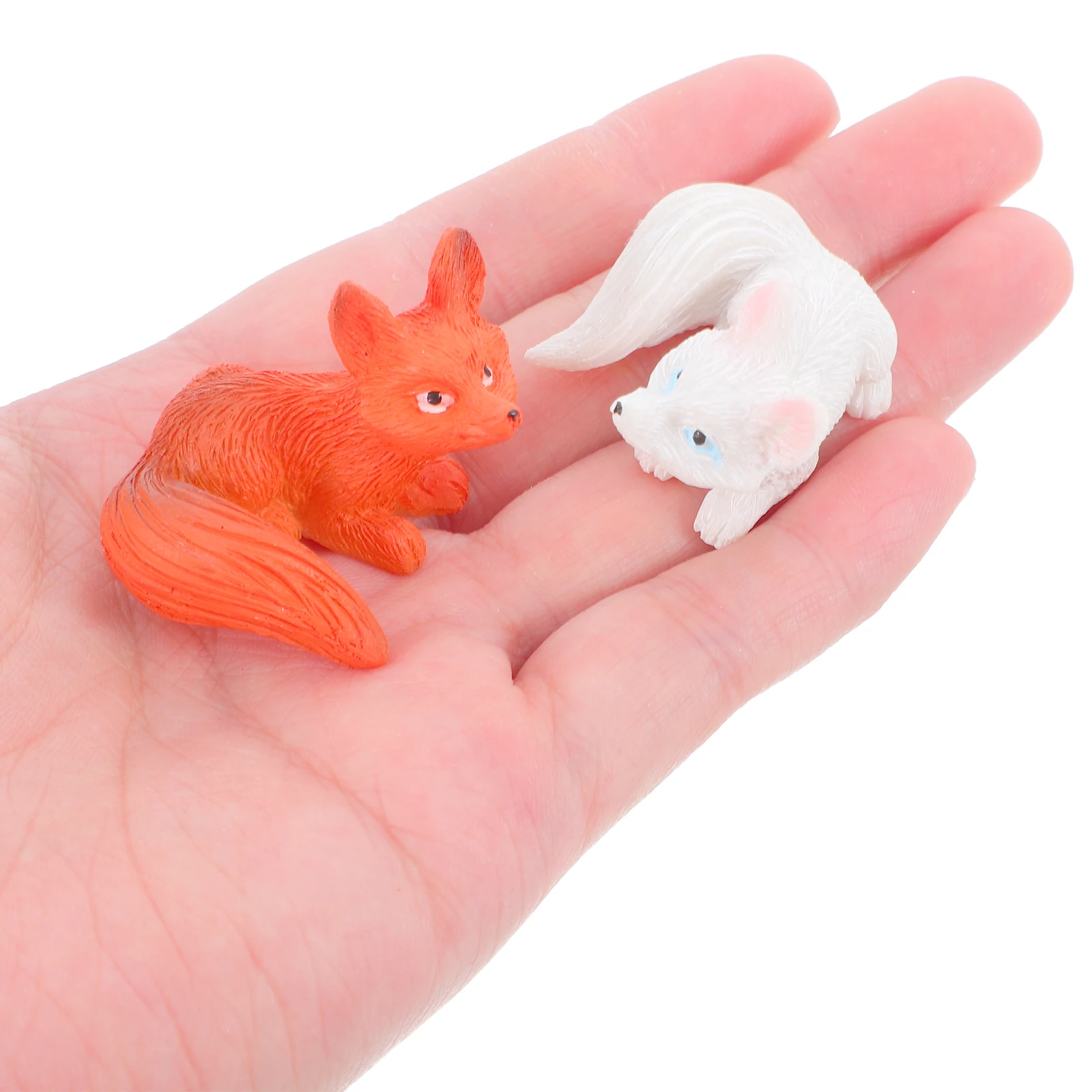 

6pcs Miniature Resin Fox Figurines Cute Small Fox Succulent Planter Decor For Desk Bookshelf Garden Home Office Interior