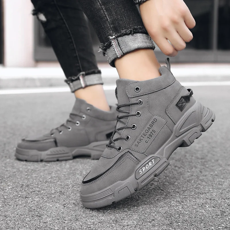 

2025 new autumn winter mens shoes Fashion Outdoor Desert Shoes for Men Fashion Motorcycle Men High Top Ankle Boots Botas Hombre