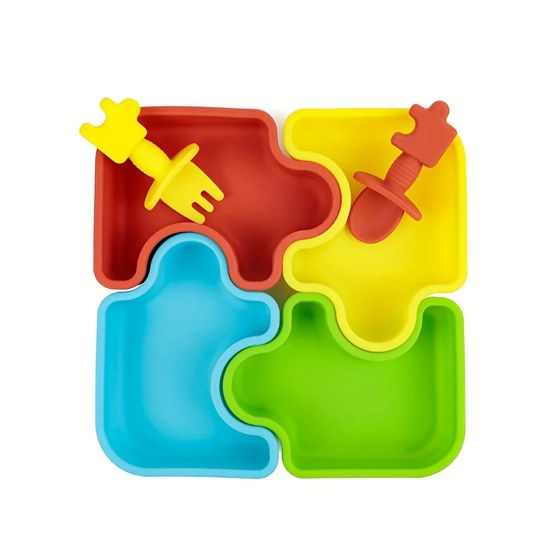 6개/세트 아기용 실리콘 식기 세트에는 스푼 1개, 포크 1개, 흡수성 고온 저항 접시 4개가 포함됩니다.