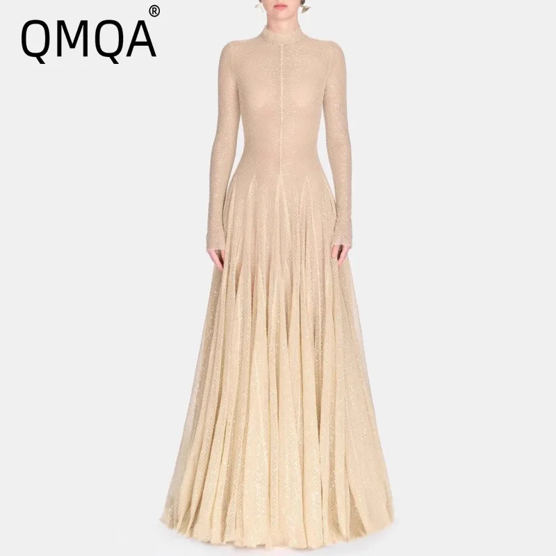 ชุดราตรีออกงานหรูหราสำหรับผู้หญิง แบรนด์ QMQA ประดับเลื่อมผ้าตาข่าย ทรงเข้ารูป จับจีบ  ชุดแต่งงาน ชุดราตรี  คอลเลคชั่นใหม่ 2026 รุ่น QM1091