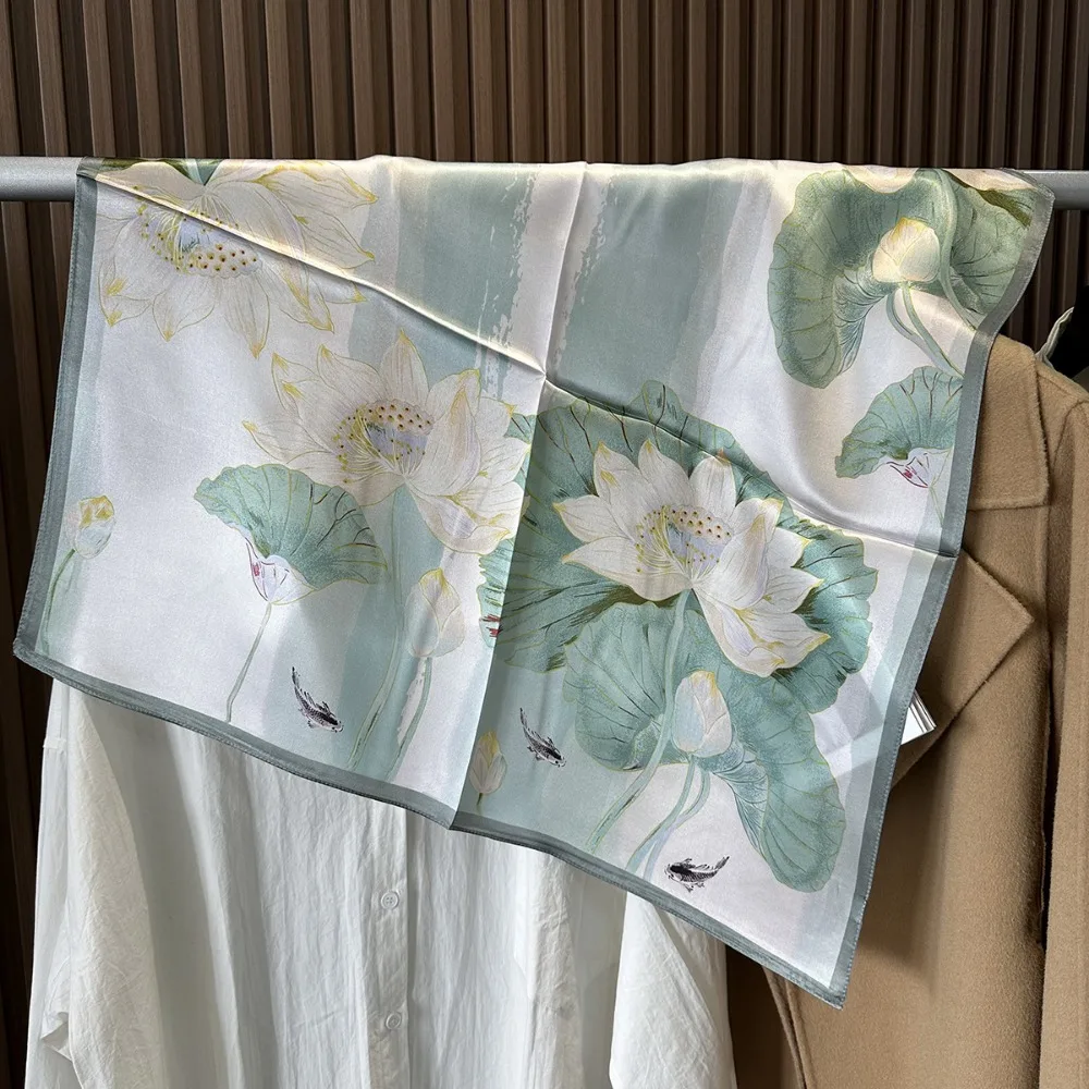 100% Pure Mulberry Silk Square Scarf Fashionable and Versatile High-end Silk Scarf Single Sided Printing 12 Momme 68x68CM