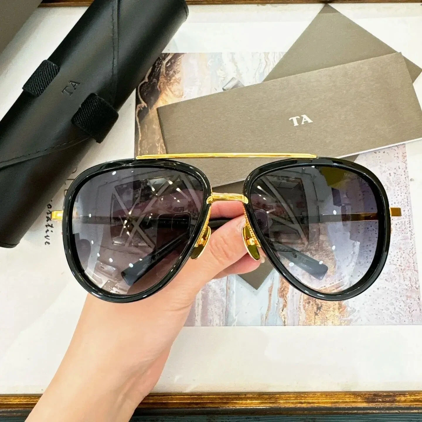 

Original Factory For DIYTA DT DRX-2031 MACH TWO With Brand Box Leisure Oval Alloy Frame LIMITED EDITION Men Women Sunglasses