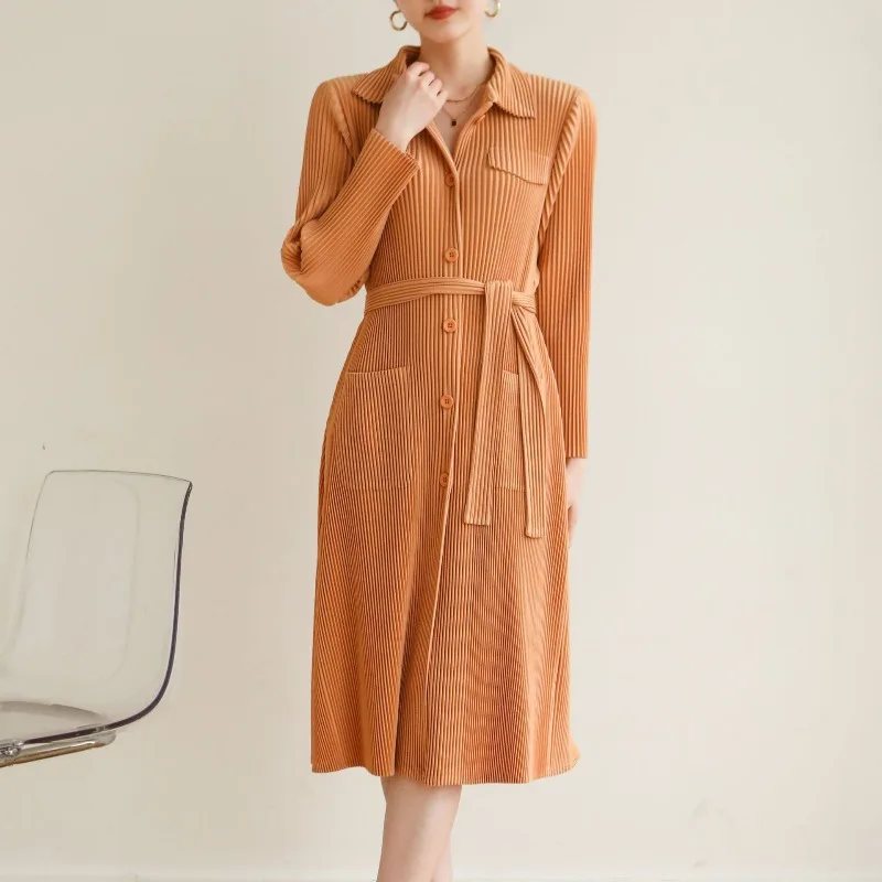 

2025 New High-end Pleated British Temperament Commuter Casual Versatile Trench Coat