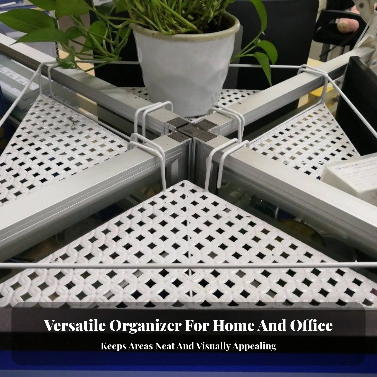 prateleira-triangular-suspensa-com-design-em-malha-organizador-divisor-triangular-economizador-de-espaco-fixadores-ajustaveis-para-estudantes-varanda