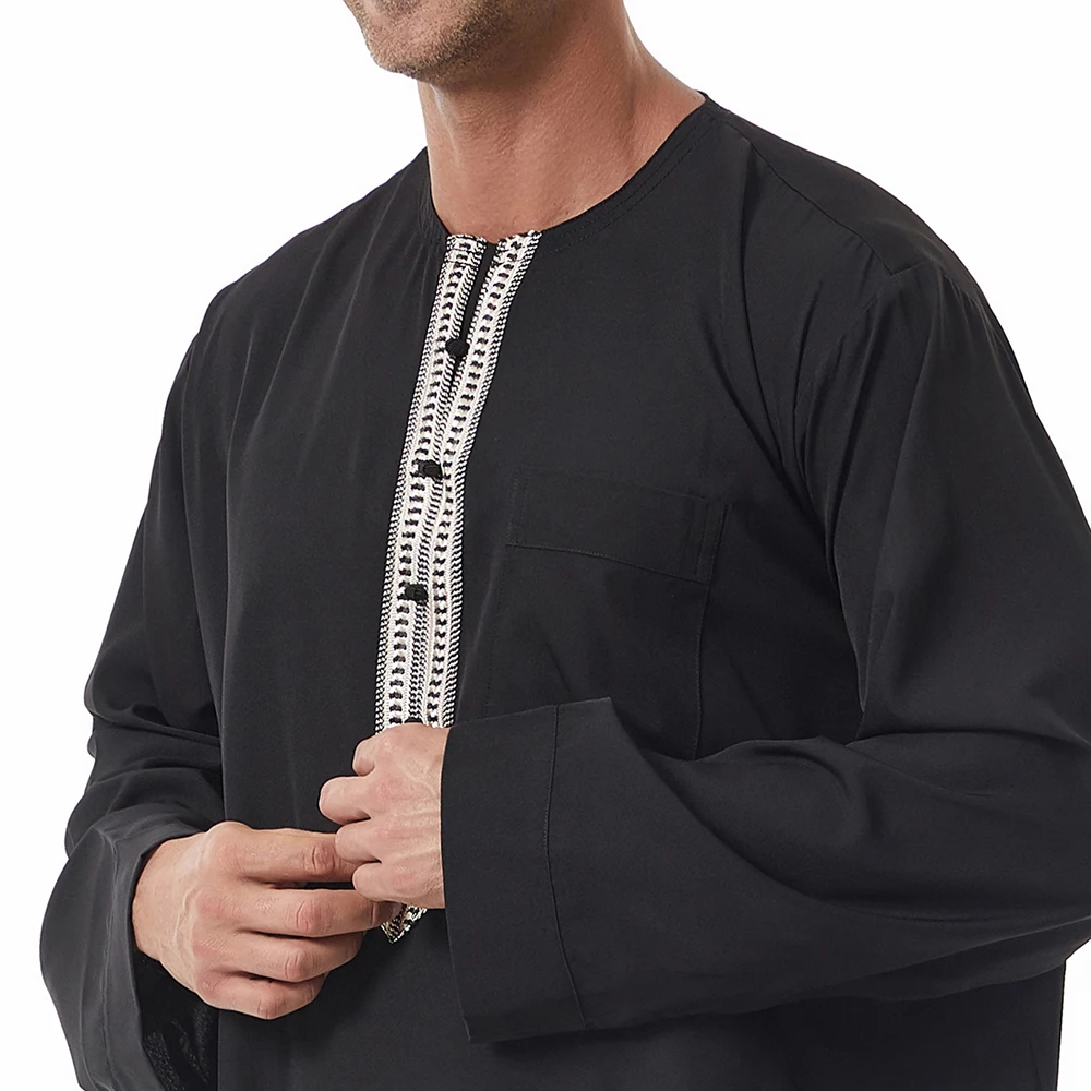 Oem الشرق الأوسط الرجال Thobe الملابس الإسلامية طويلة الأكمام الدانتيل طاقم الرقبة Thobe Thawb القفطان العربية دبي تنفس الصلاة الرجال Thobe