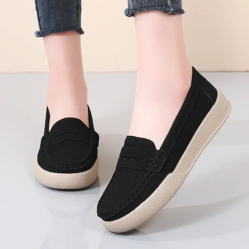 Women Faux Suede Casual Shoes New Platform Shoes Woman Fashion Brand Designer Women Flat Soft Sole Non-slip Shoes 2024