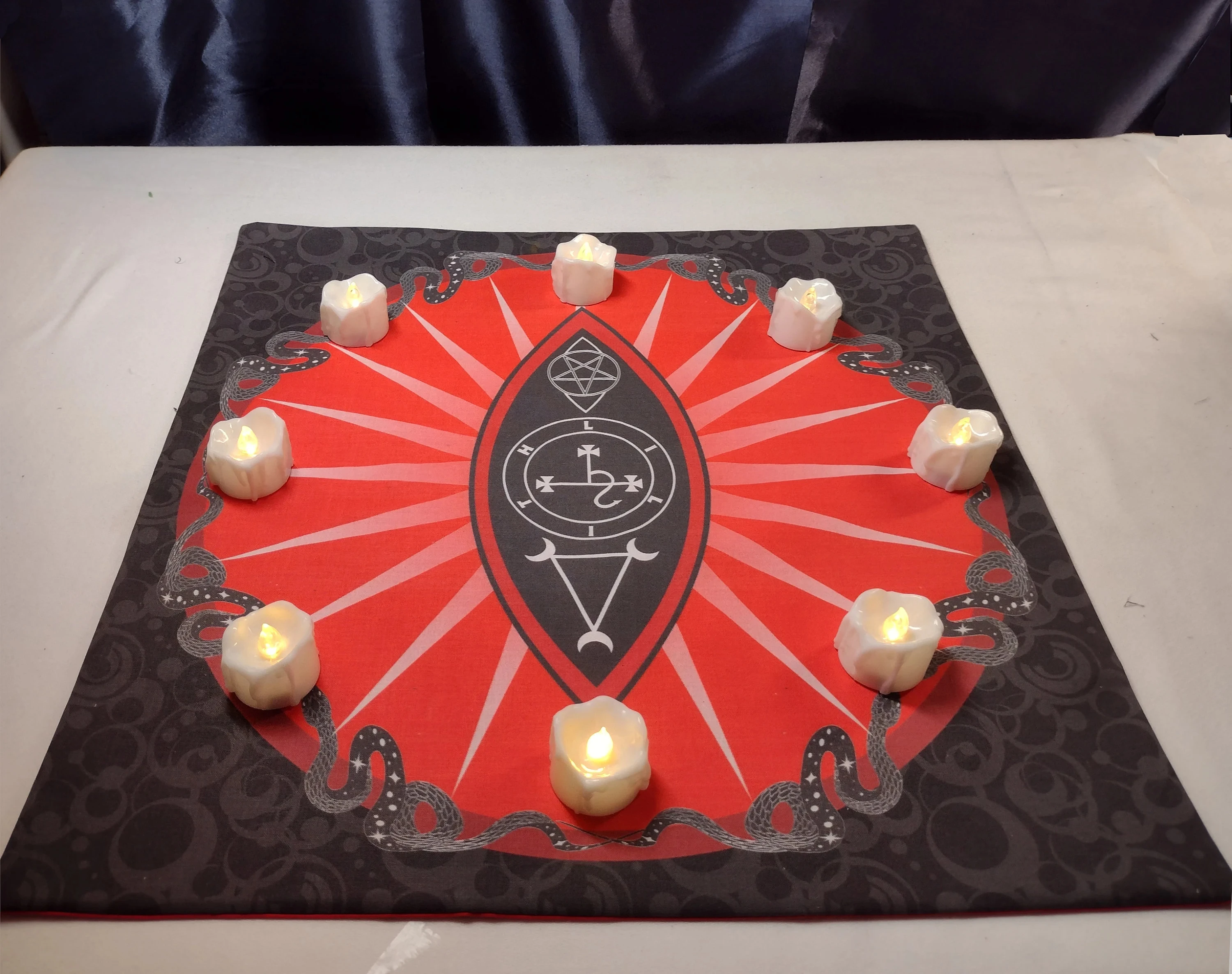 50/75/110/137cm Black Red Lilith Talisman Wallpaper Dark Mysterious Altar Cloth Pentagram Divination Tarot Card Mat Wallpaper