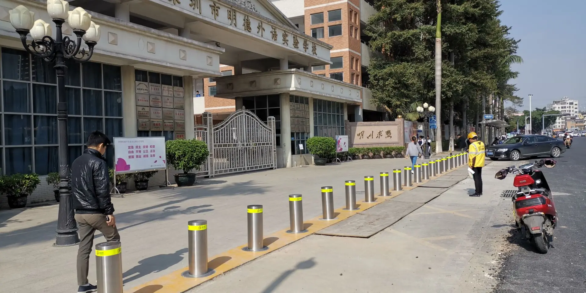 Electric Rising Wholesale Low  Price 600mm Lifting Height Column Blocker Hydraulic Automatic Bollard