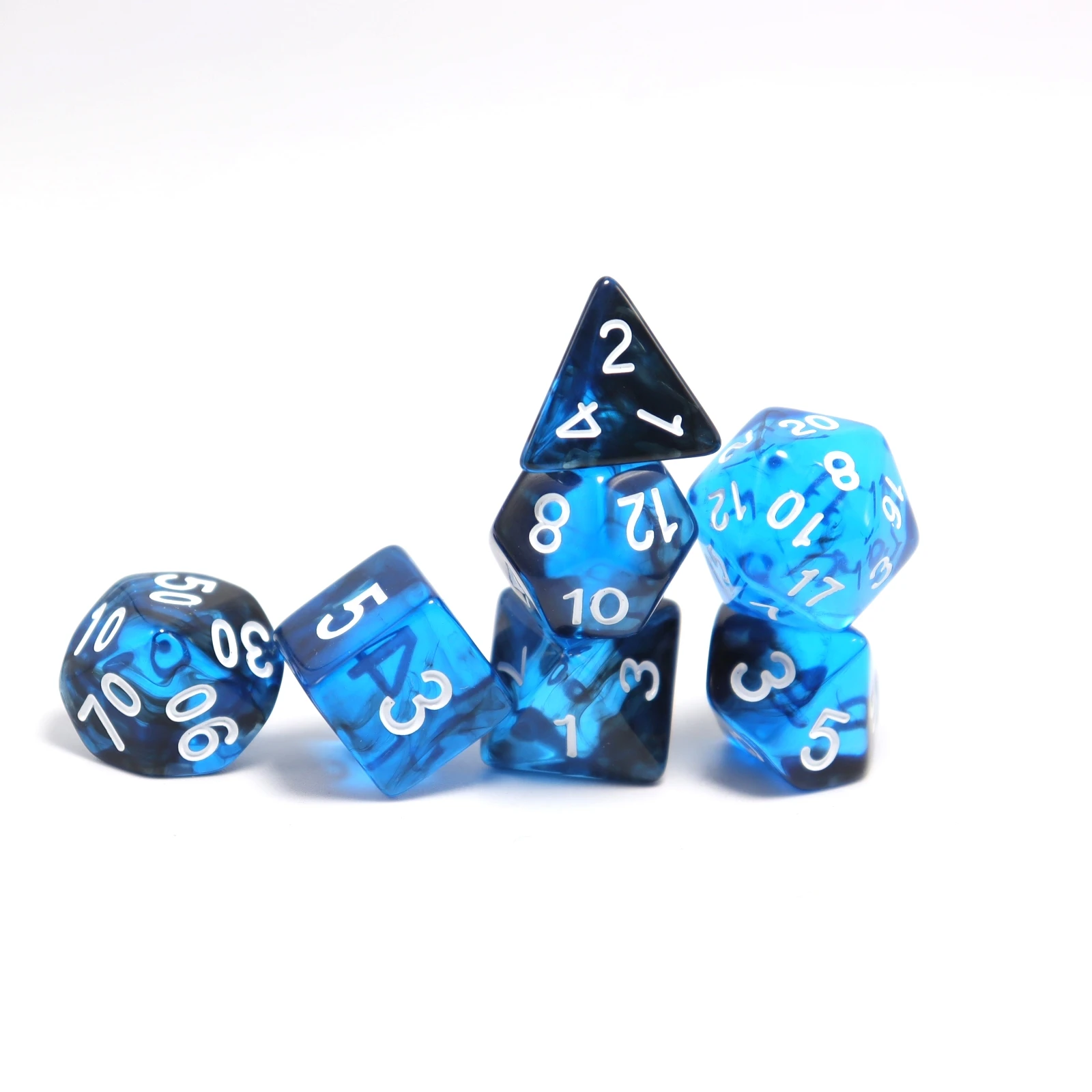 

Game Dice Polyhedron through black and blue dice, toy dice, role-playing board games, multiplayer cooperative dice