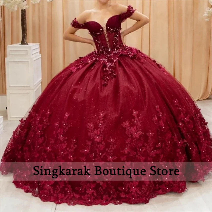 Luxuriöse Burgunder-Quinceanera-Kleider mit Perlen, Schmetterlingsapplikationen, Kristallen, Geburtstagsfeier, süßes 16-Kleid, individuell gestaltet