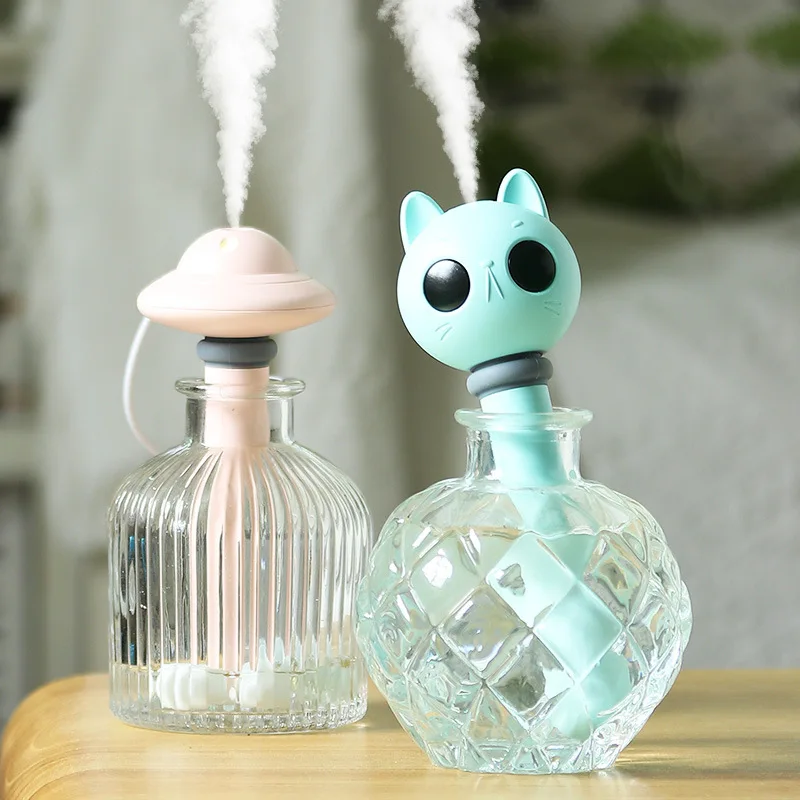 USB Car Mini Humidifier Portable Small Night Light Bottle Cap Humidifier Office Large Capacity Air Purifier Mist Maker