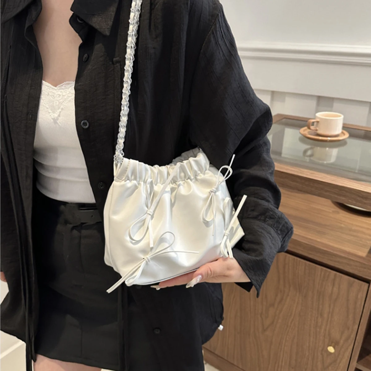 

White fashion large capacity fold design bow simple casual crossbody bag Commuter bucket bag stylish shoulder bag 1 pack
