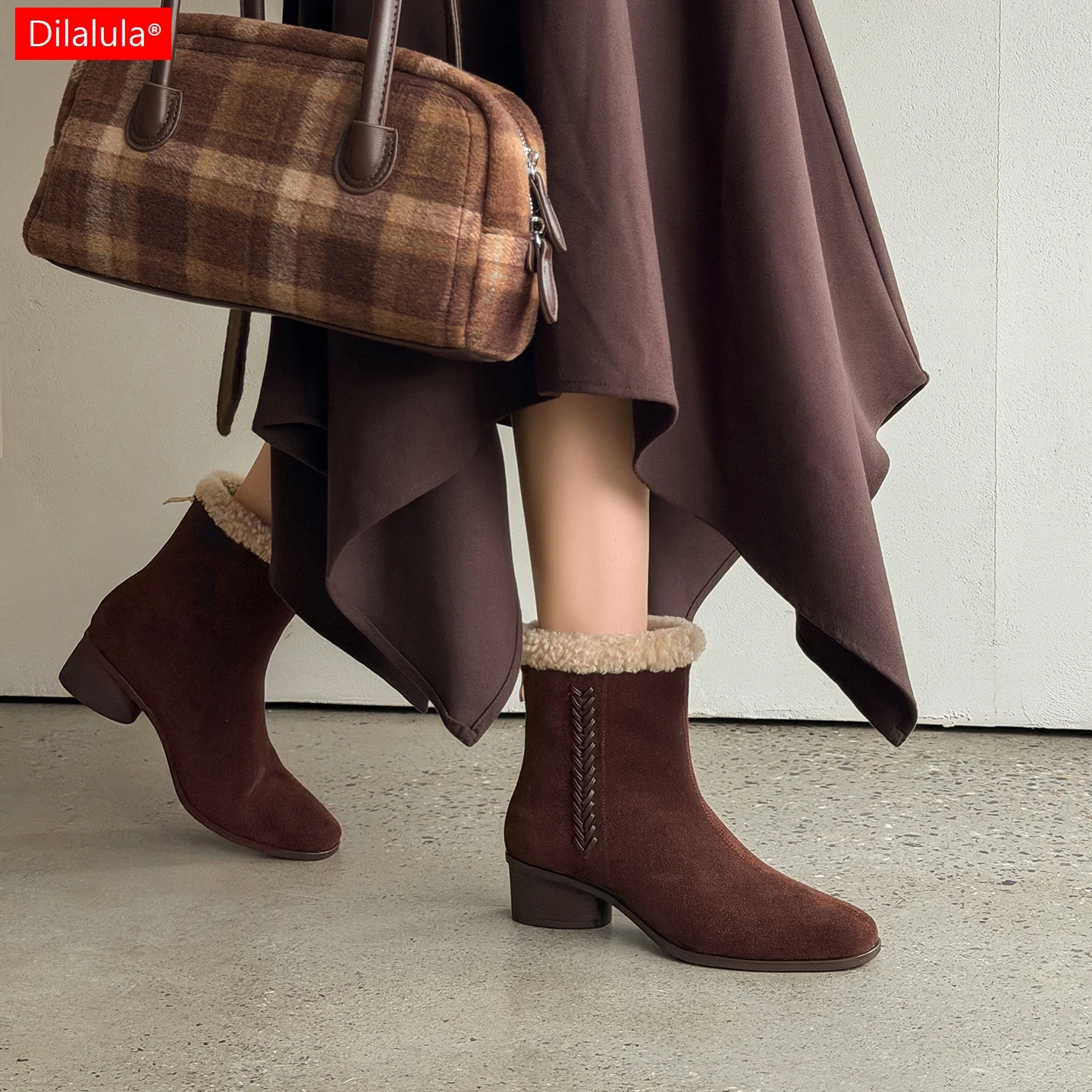 Dilalula 2027 Natural Leather women's Winter Snow Boots Square Toe Med Heel Warm Wool Boots Female Mature Short Boots Winter