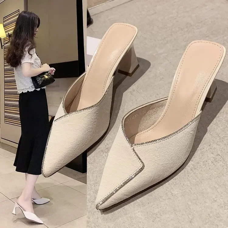 Fashionable 2021 New Spring Summer Women's High Heel Platform Slippers Wearable Rubber Sole Ins Trendy Pointed Toe Mule Slippers