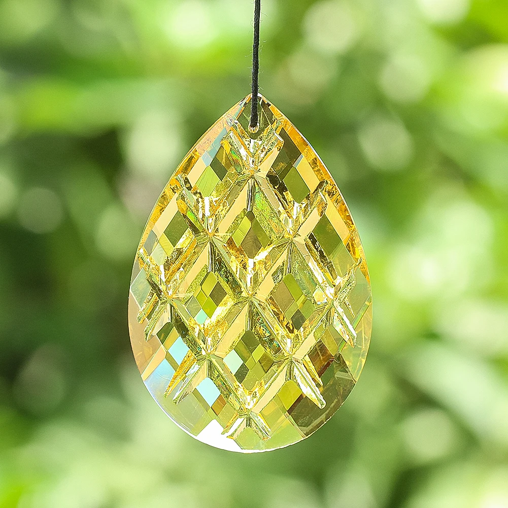

Yellow Fluted Grid Crystal Lighting Accessories High-grade Glass Chandelier Decoration Geometric Artwork Decorative Prisms