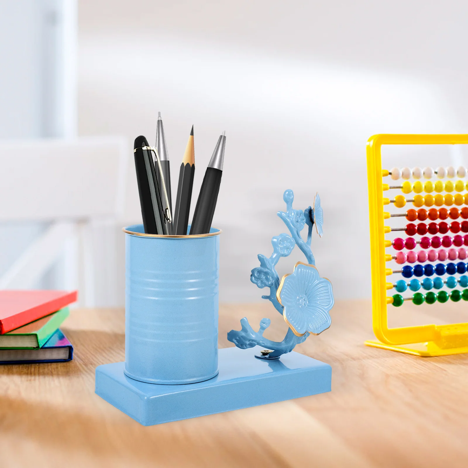 

Iron Plum Blossom Pen Holder 15x15x7.5cm Metal Container Desk ganizer Pencil Cup Vintage Style Pen Cup Holder for Desk