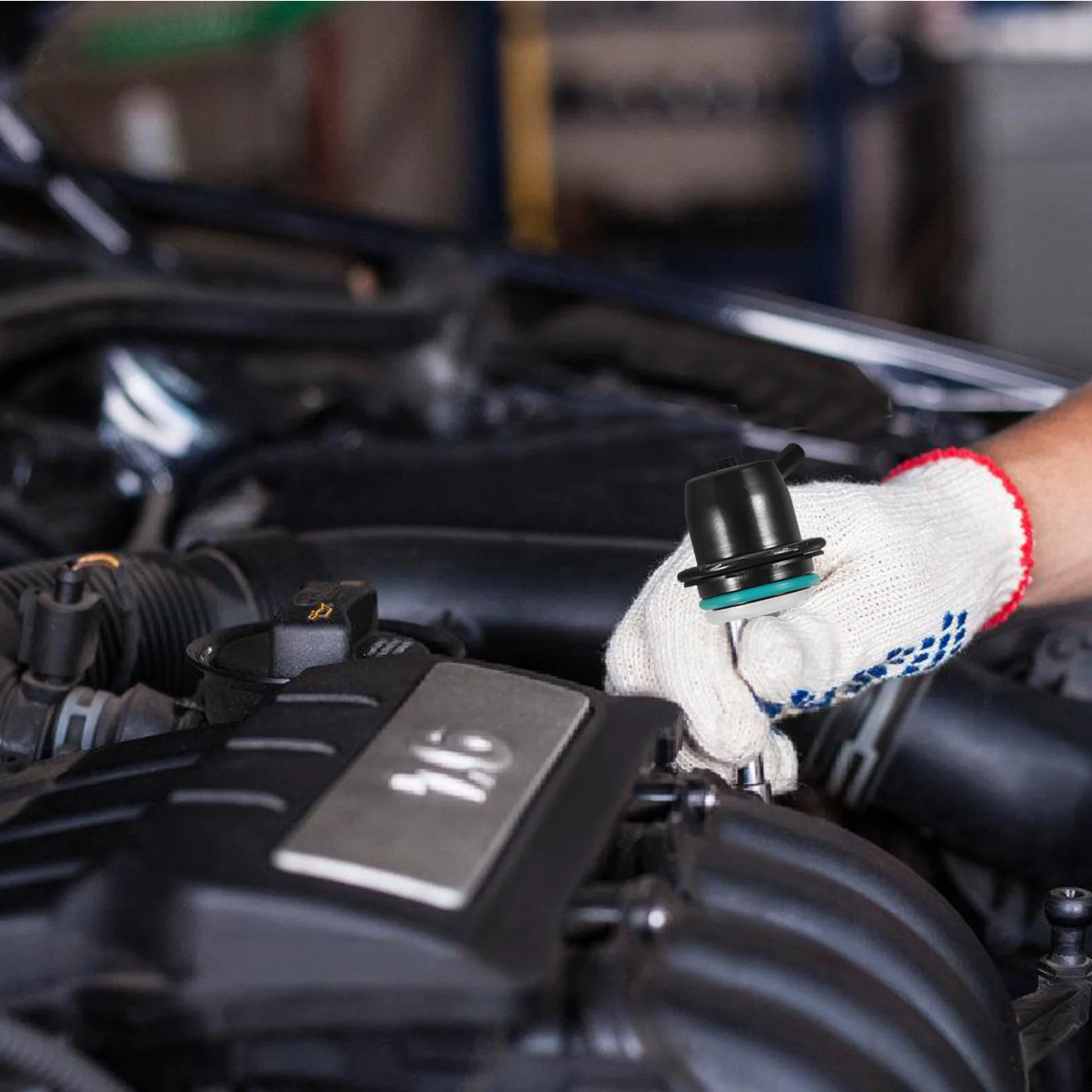 

Fuel Pressure Regulator Durable Solid Material Accurate Measurement Car Fuel Injection Pressure Regulator Replacement Engine