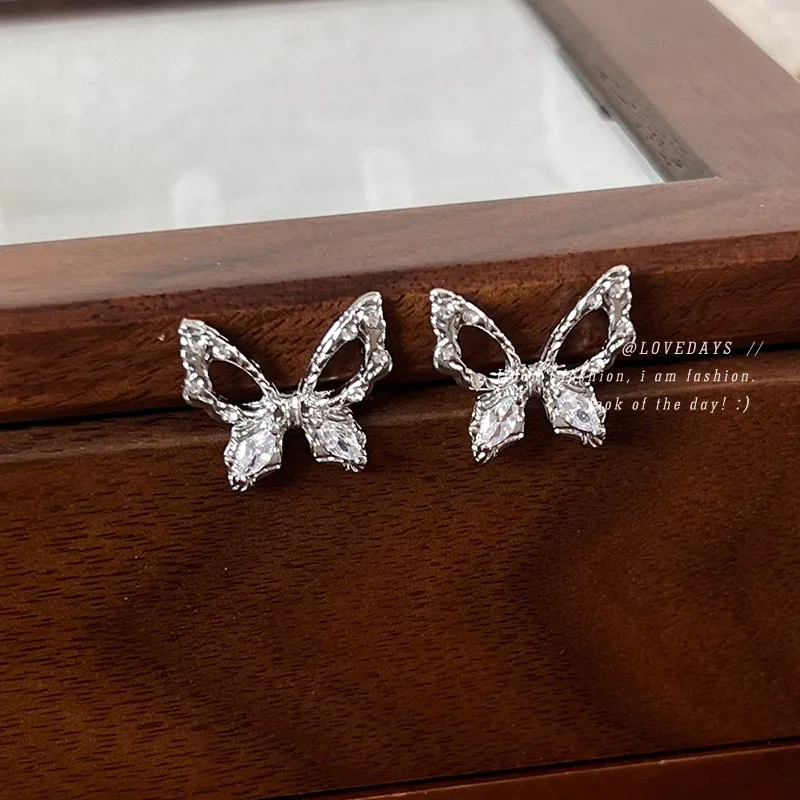 

Zircon Hollow Butterfly Earrings for Women Korean Style Fashion Openwork Design Premium Silver Tone Lightweight Delicate Jewelry