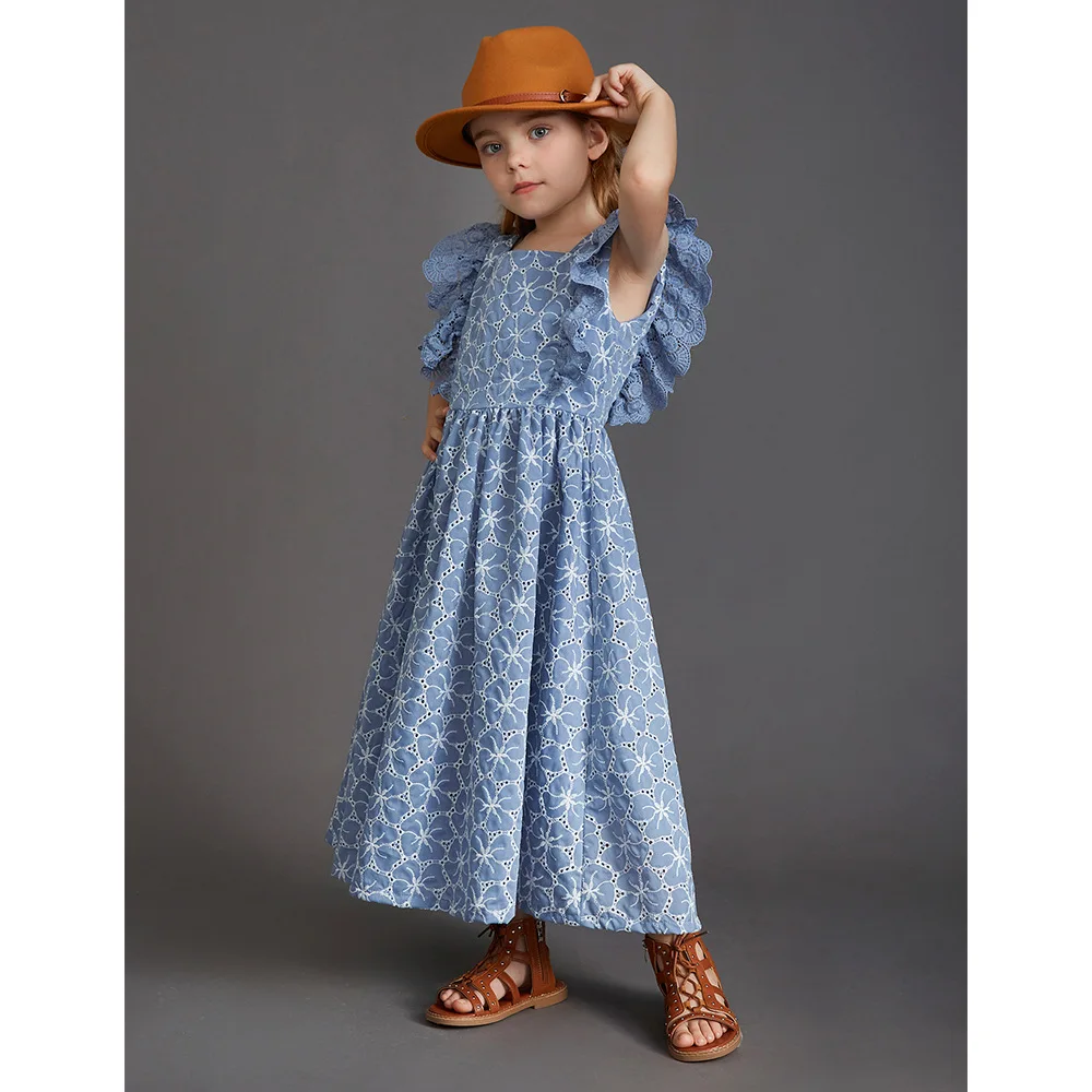 

Wear 2024 New Summer Girls' Embroidered Bohemian Skirt Children's Square Neck Flying Sleeves Princess Dress