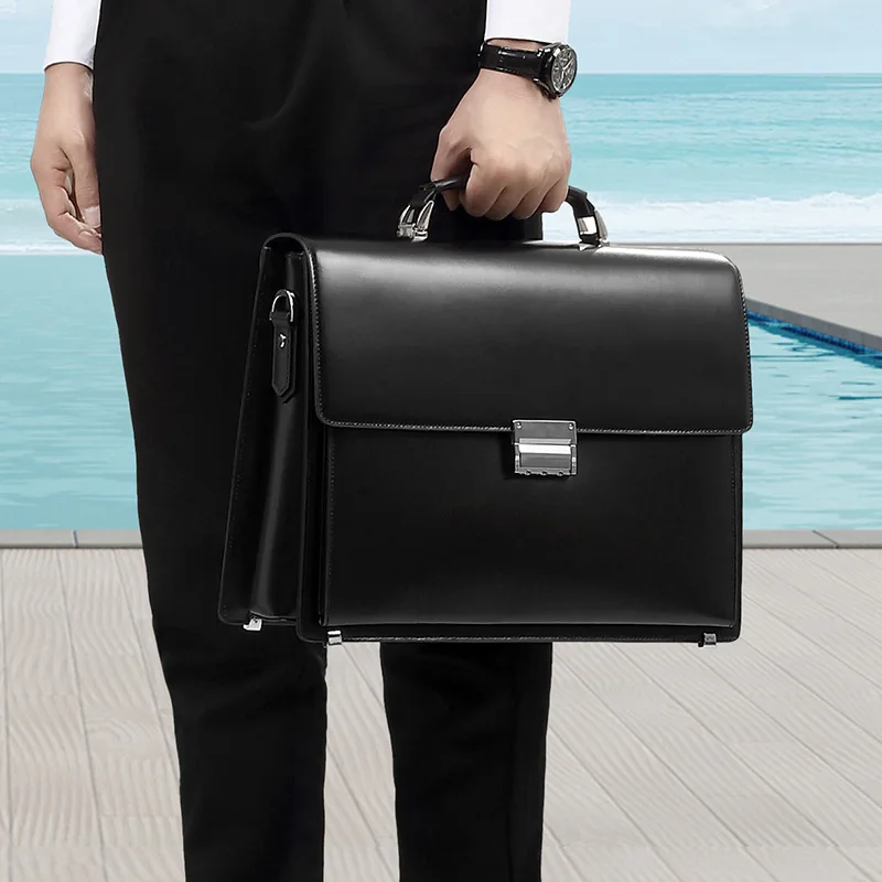 2025 Nuovo Password Lock Tenuto in mano da uomo Genuino Valigette per laptop Borsa a tracolla di grande capacità Borsa da lavoro in pelle da uomo Valigetta