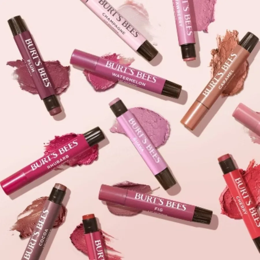 Блеск для губ - 0,09 унции - Он обеспечивает сверкающий глянцевый цвет теплых тонов для ярких губ.