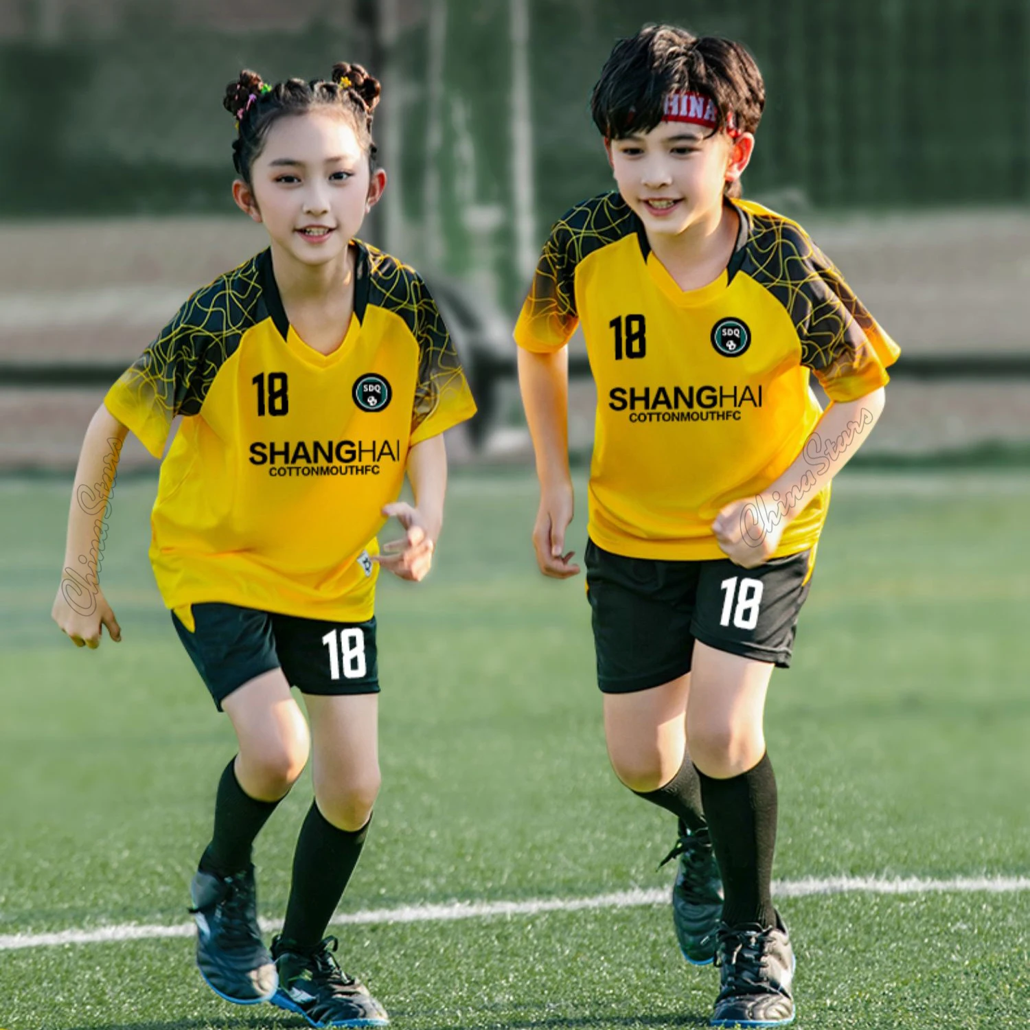 

2025 Children Football Jerseys Shorts Boys Girls Soccer Clothes Set Short Sleeve Football Uniforms Kids Soccer Tracksuit Jersey