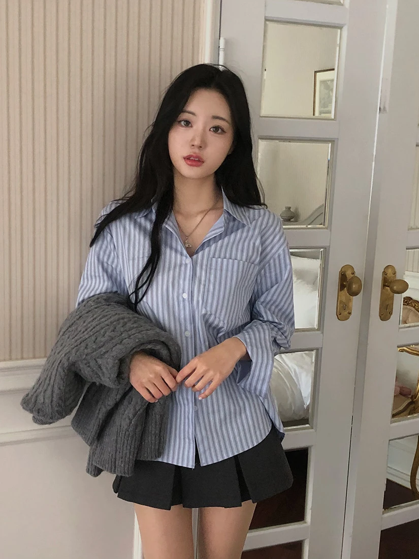

Spring 2025 Women's Loose Long Sve irt Casual Soft Sle Turn-down Collar Versatile Pink Stripes Top Button Closure