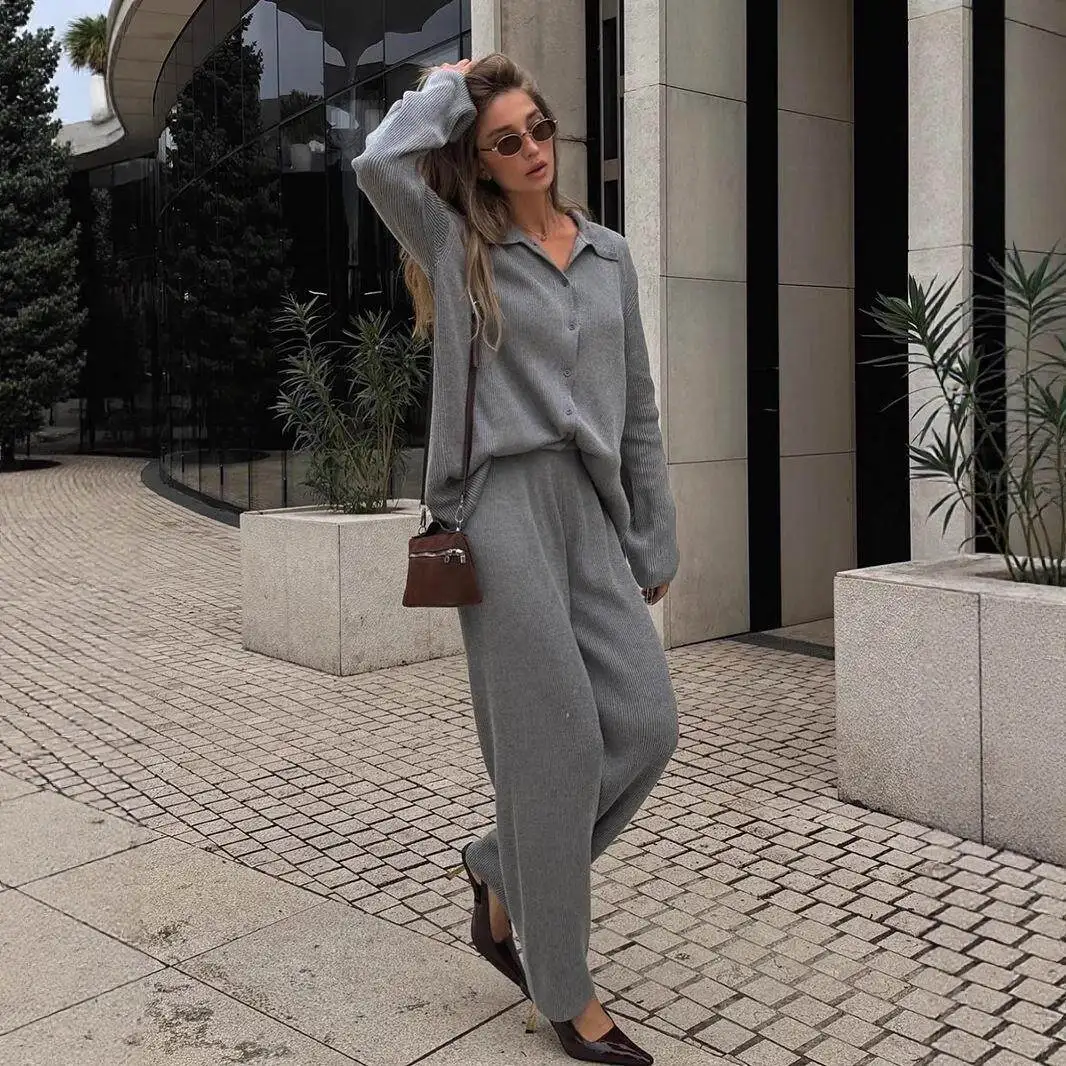 

Casual Knitted Long Sleeve Neck Sweater Set Loose Commute Autumn Winter New Style Fashionable Women's Leisure Pants Set