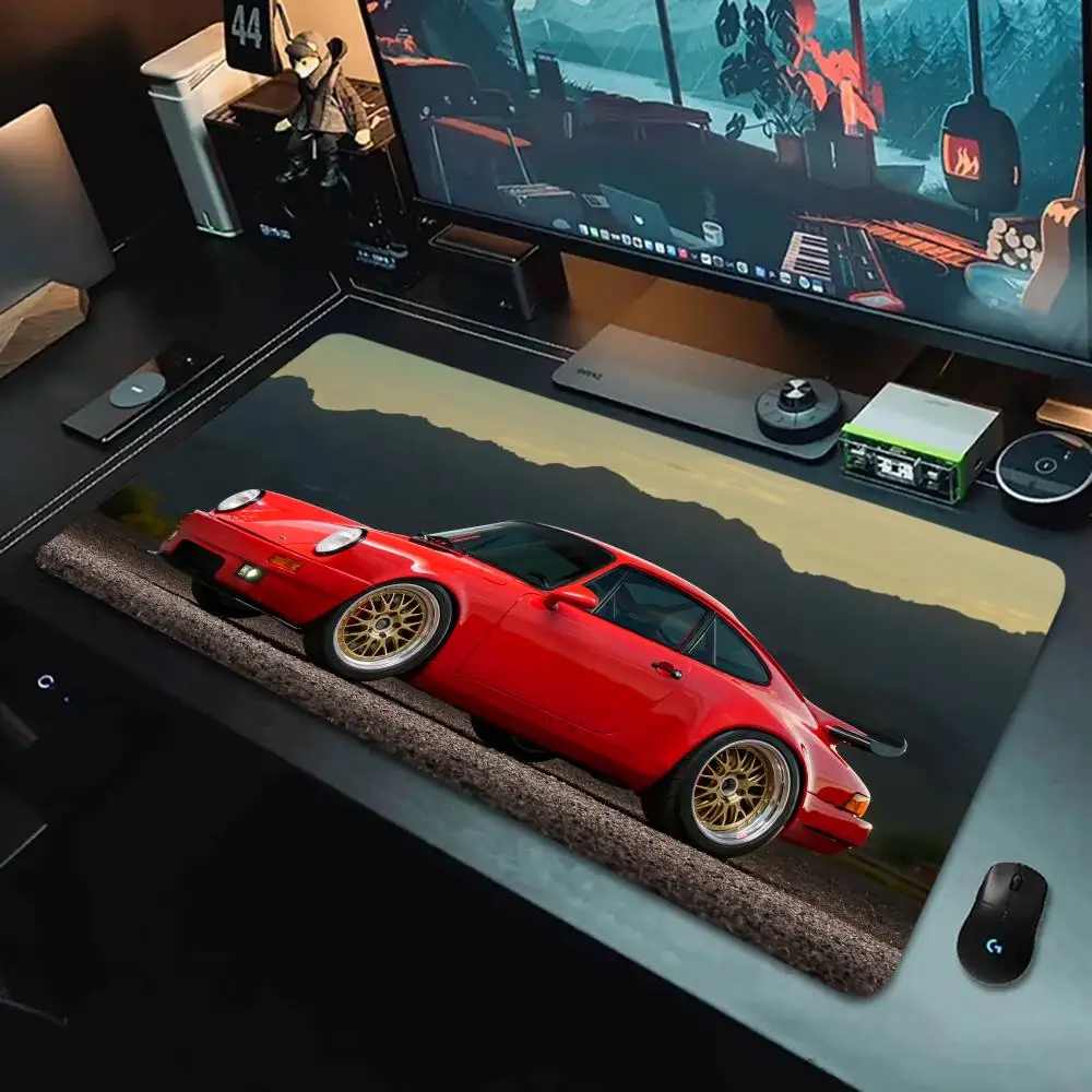

Красный автомобильный пейзажный коврик для мыши, большой коврик для компьютерной офисной игры, настольный коврик XXL, резиновые противоскользящие коврики для клавиатуры с прошитыми краями, длинные настольные коврики