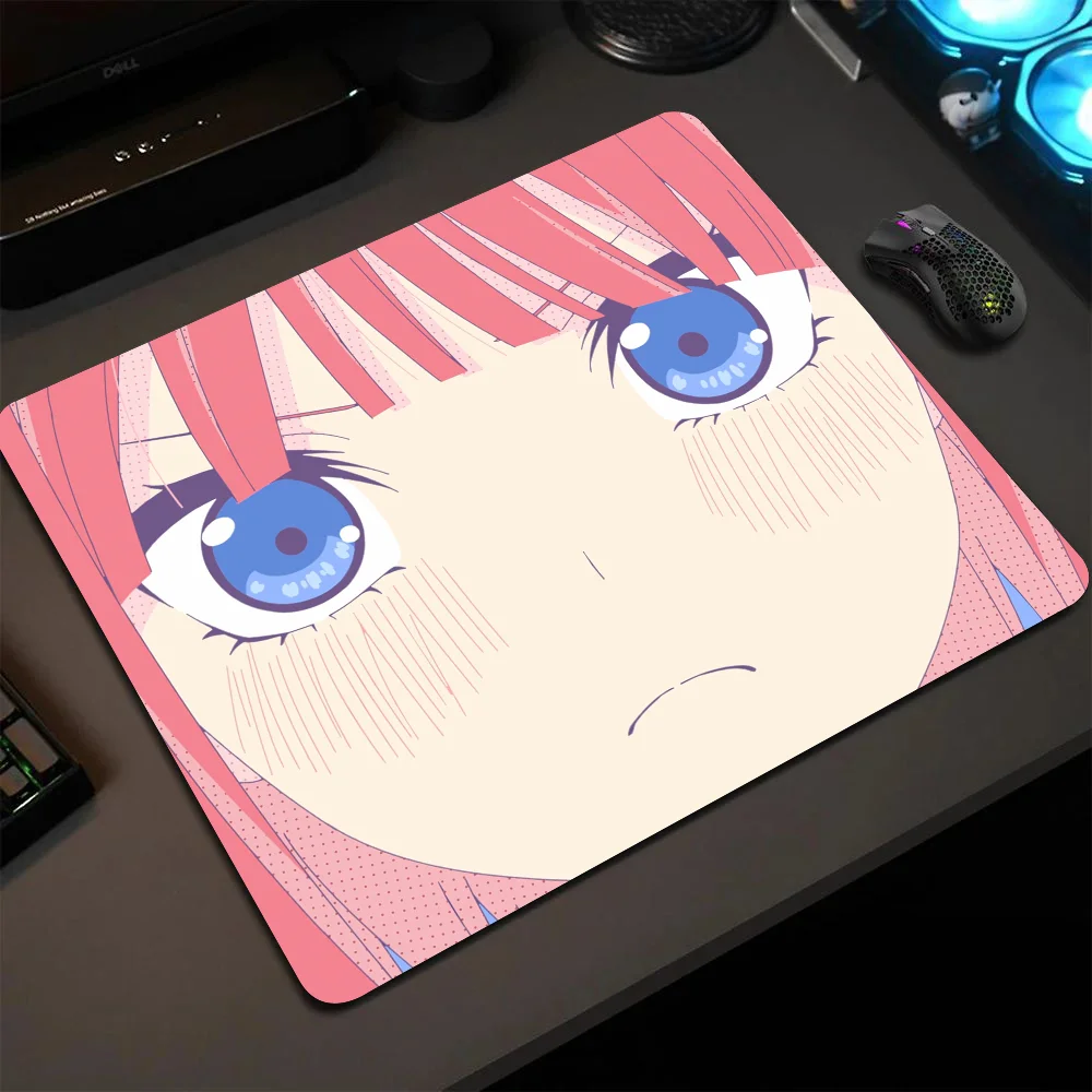 

Nino Nakano The Quintessential Quintuplets Anime Mousepad Small LockEdge Mouse Pad For Gamers Computer Desk Pad Anti-slip Rubber