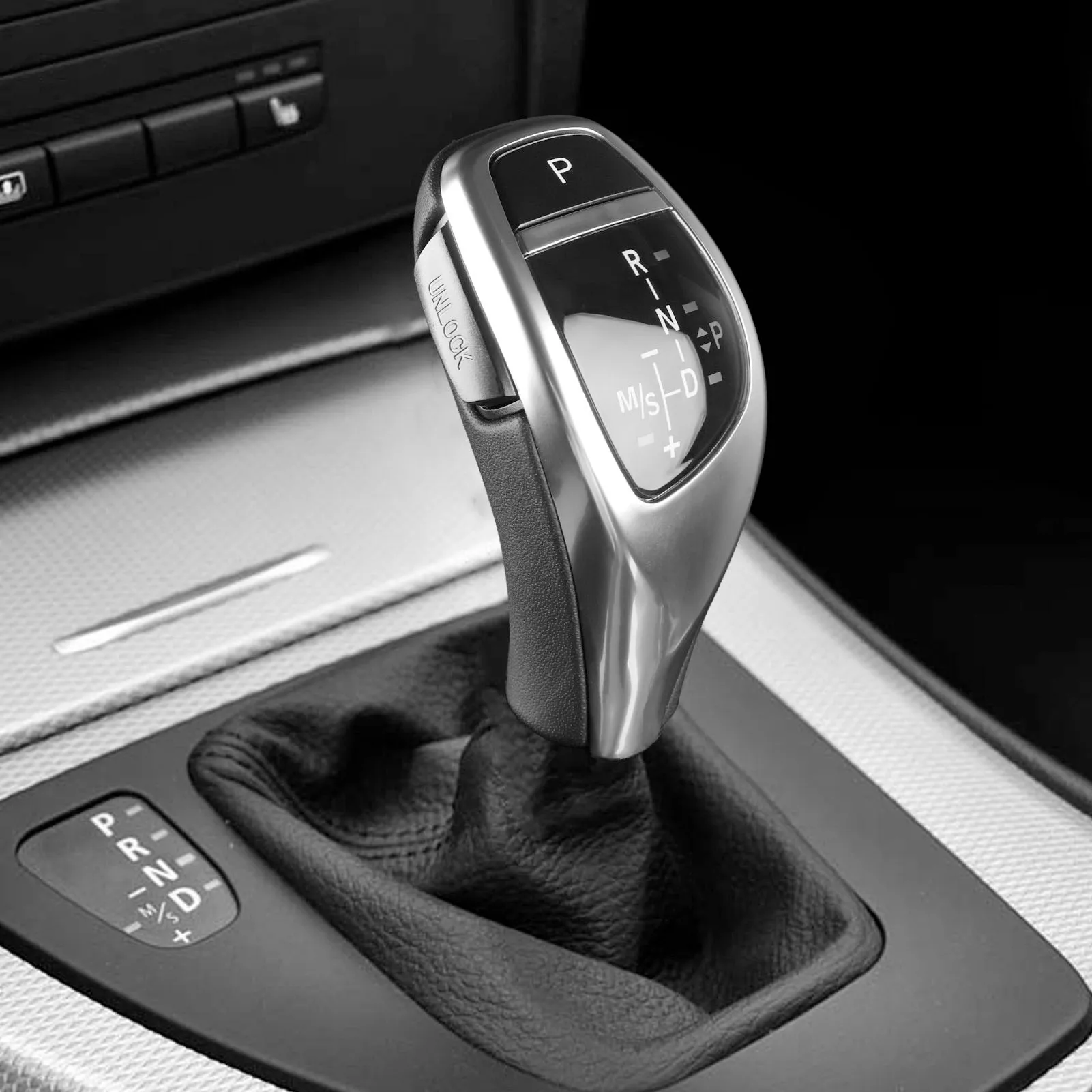 

LED Gear Handball Knob LED Shift Knob Replacement Thumb Type Easy Install with Click Start Button for E90 E91 E92 E93 LHD