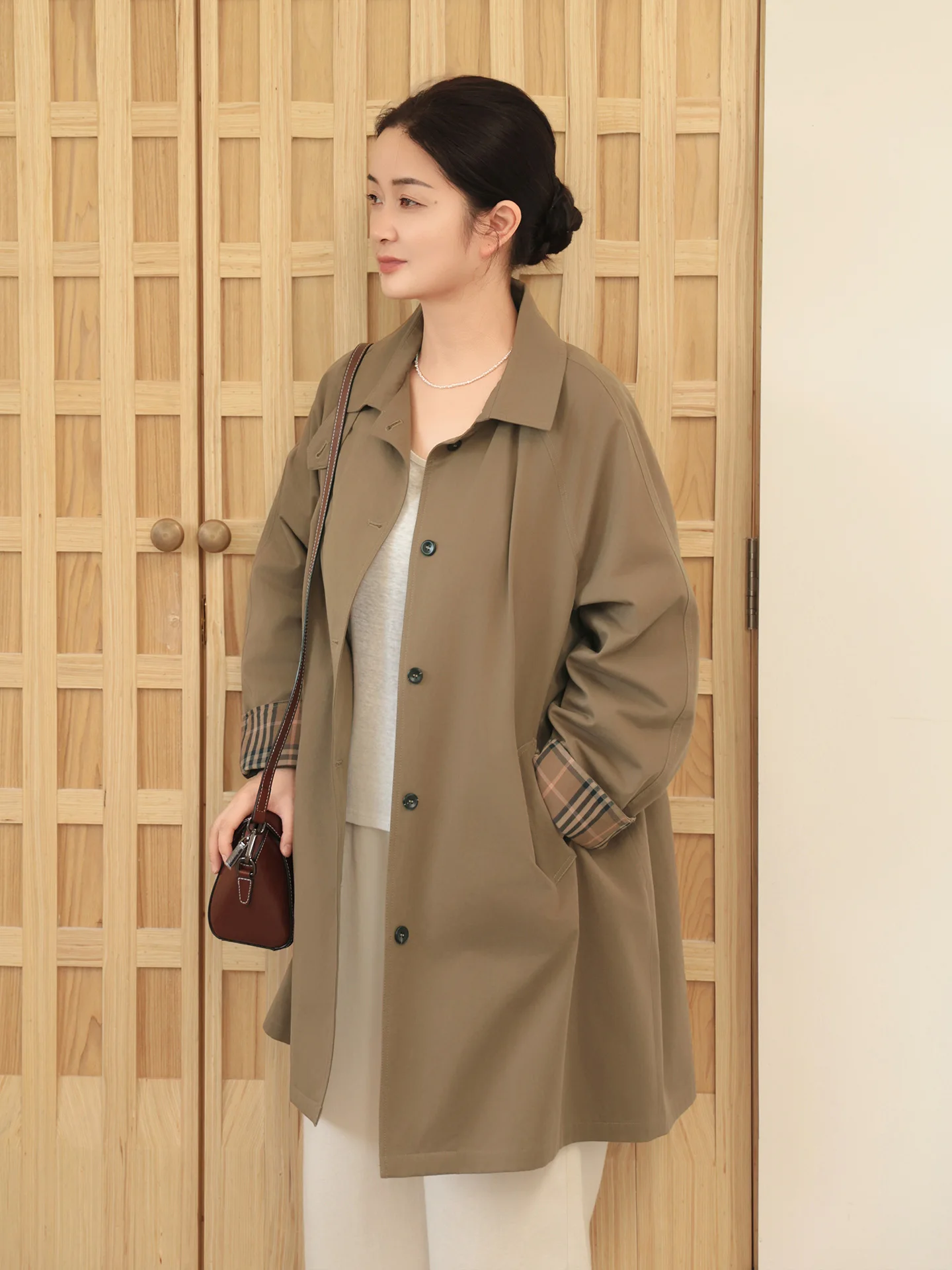 

High-End Cotton Linen Ladies' Coat Vintage Hong Kong Sle Mid-Length Street Sle Spring 2026 FSY50850 Women's Windbreaker