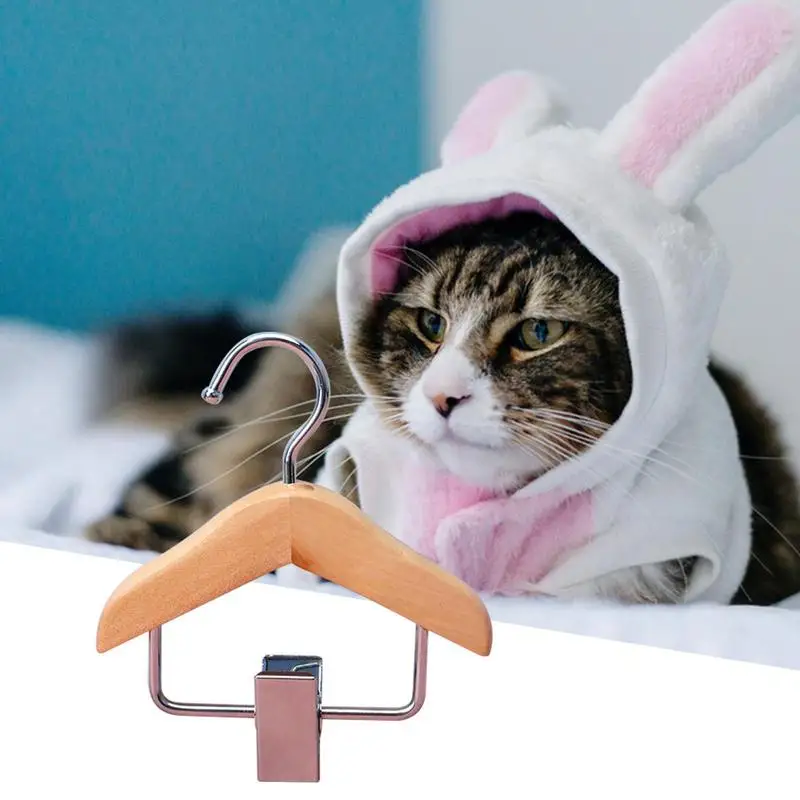 Pet Clothes Hangers Dog Clothes Rough Hangers Pet Cloths Hooks Dog Mini Coat Hanger With Metal Clip Kitten Hangers Pet Supplies