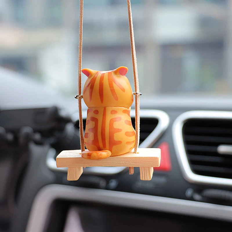 Colgante de coche de pequeño gato de Anime, adornos colgantes de espejo retrovisor automático, accesorios de decoración Interior, regalos