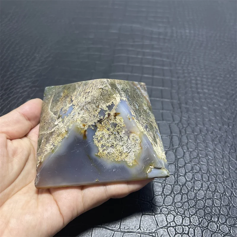 

9.6cm Natural Polished Ocean Jasper Pyramids Crystal Pyramids For Healing