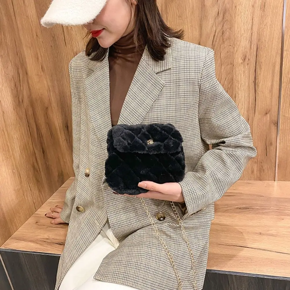 

Elegant Lattice Plush Shoulder Bag Korean Style Messenger Bags Chain Crossbody Bag Coin Purse Cloud Shape Flap Handbag Party