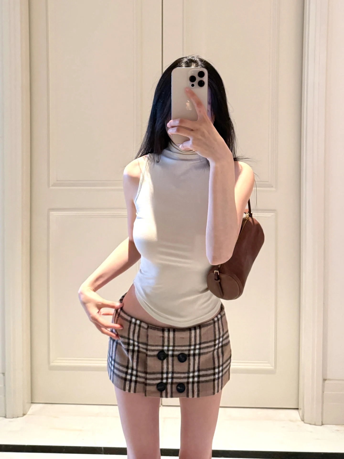 

Женская облегающая футболка Matou Pure Desire Milk Apricot с высоким воротником, простой базовый топ для похудения, сексуальный стиль